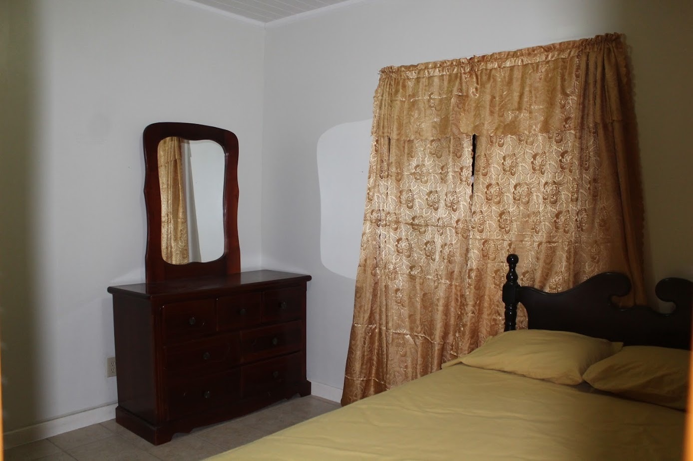 The Suites at Mahogany Drive